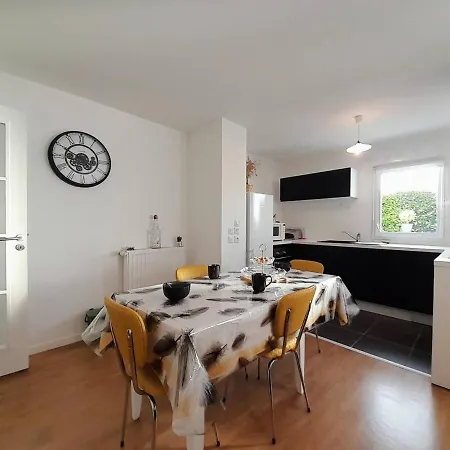 : T2 De Standing, 49m², Proche Marche, Et Thalasso, Parking Inclus - Fr-1-477-243